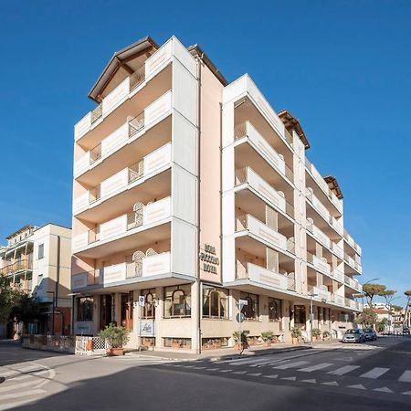 Lola Piccolo Hotel E Appartamenti Marina di Grosseto Exterior photo