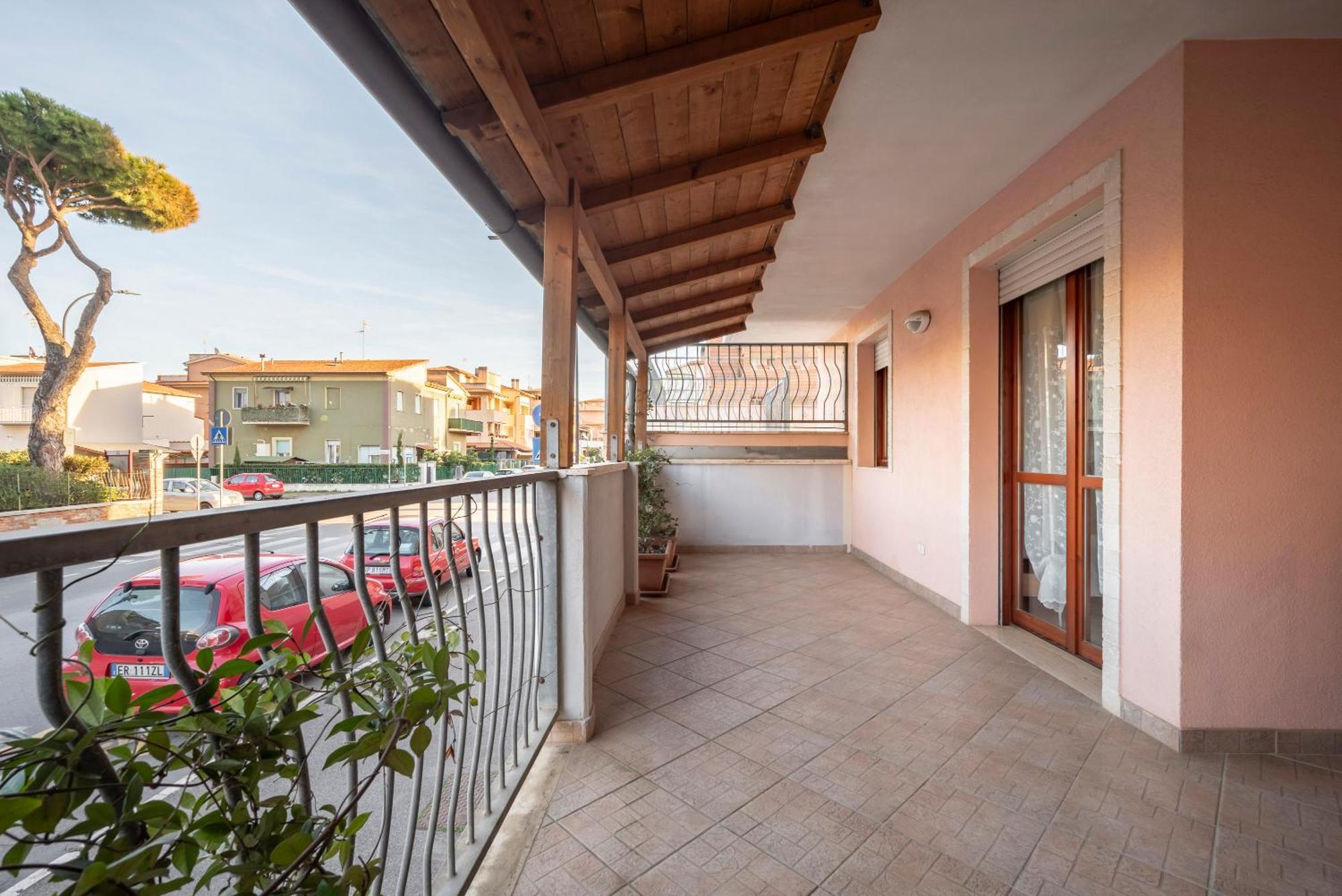 Lola Piccolo Hotel E Appartamenti Marina di Grosseto Exterior photo
