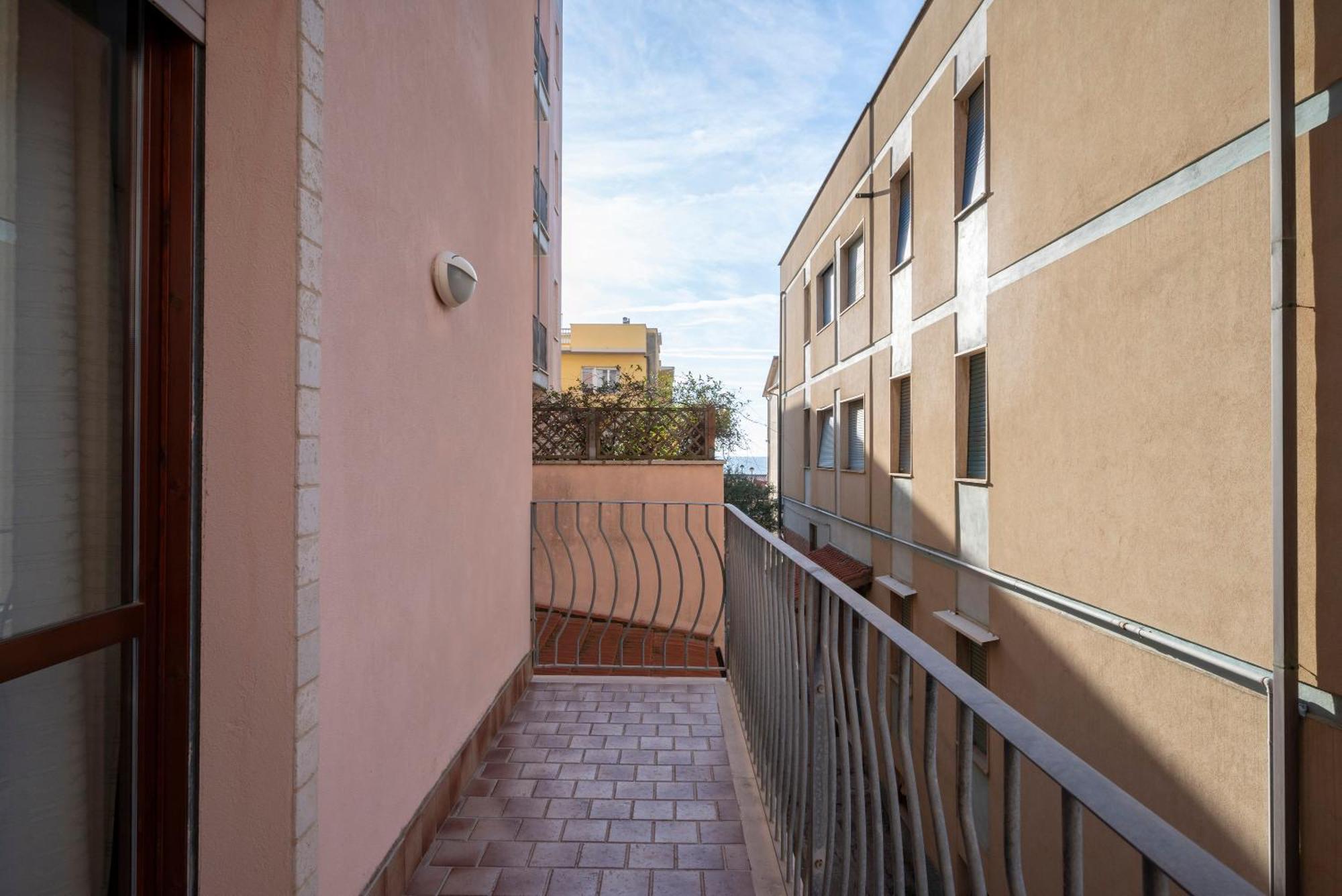 Lola Piccolo Hotel E Appartamenti Marina di Grosseto Exterior photo